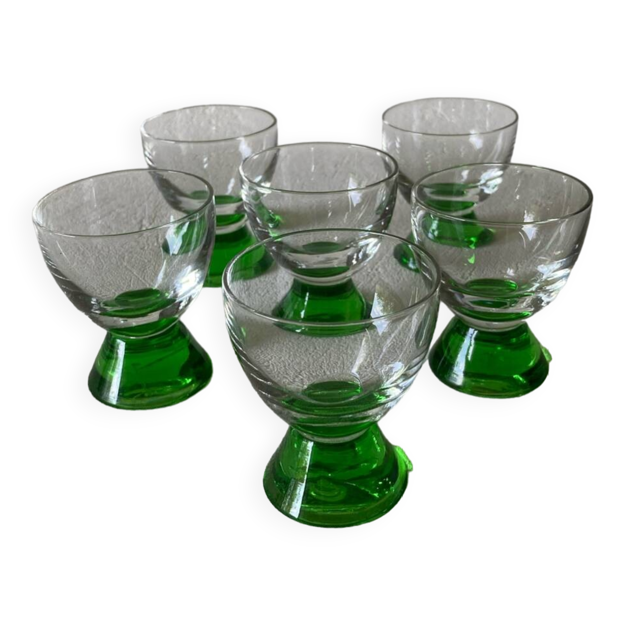 6 Ouralin green pyramidal round stem liqueur glasses