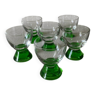 6 Ouralin green pyramidal round stem liqueur glasses