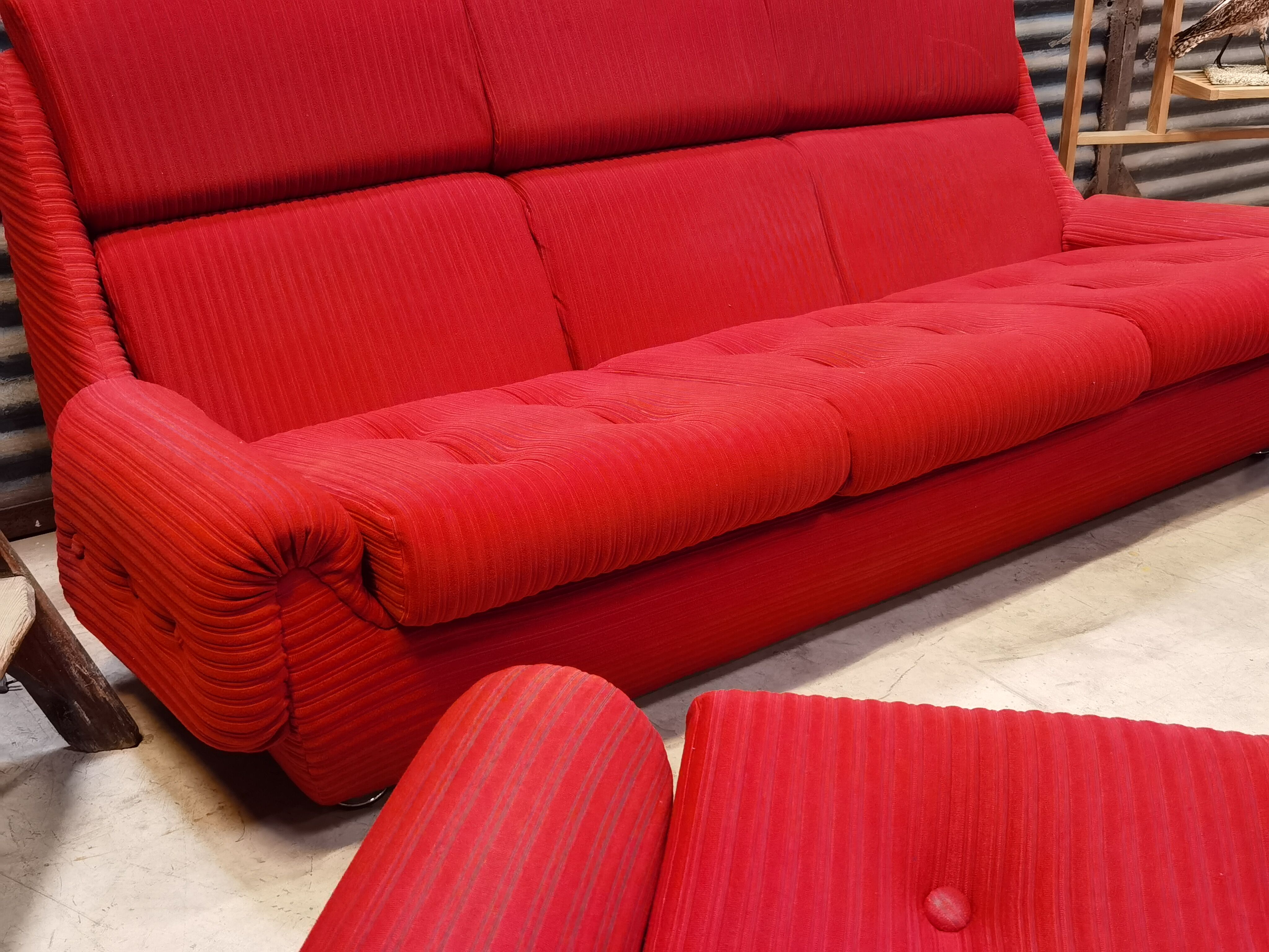 Full space age atlantis lounge