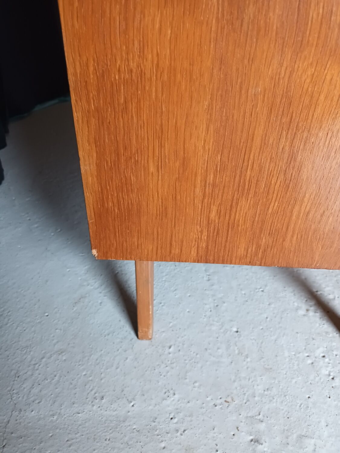 Vintage chest of drawers