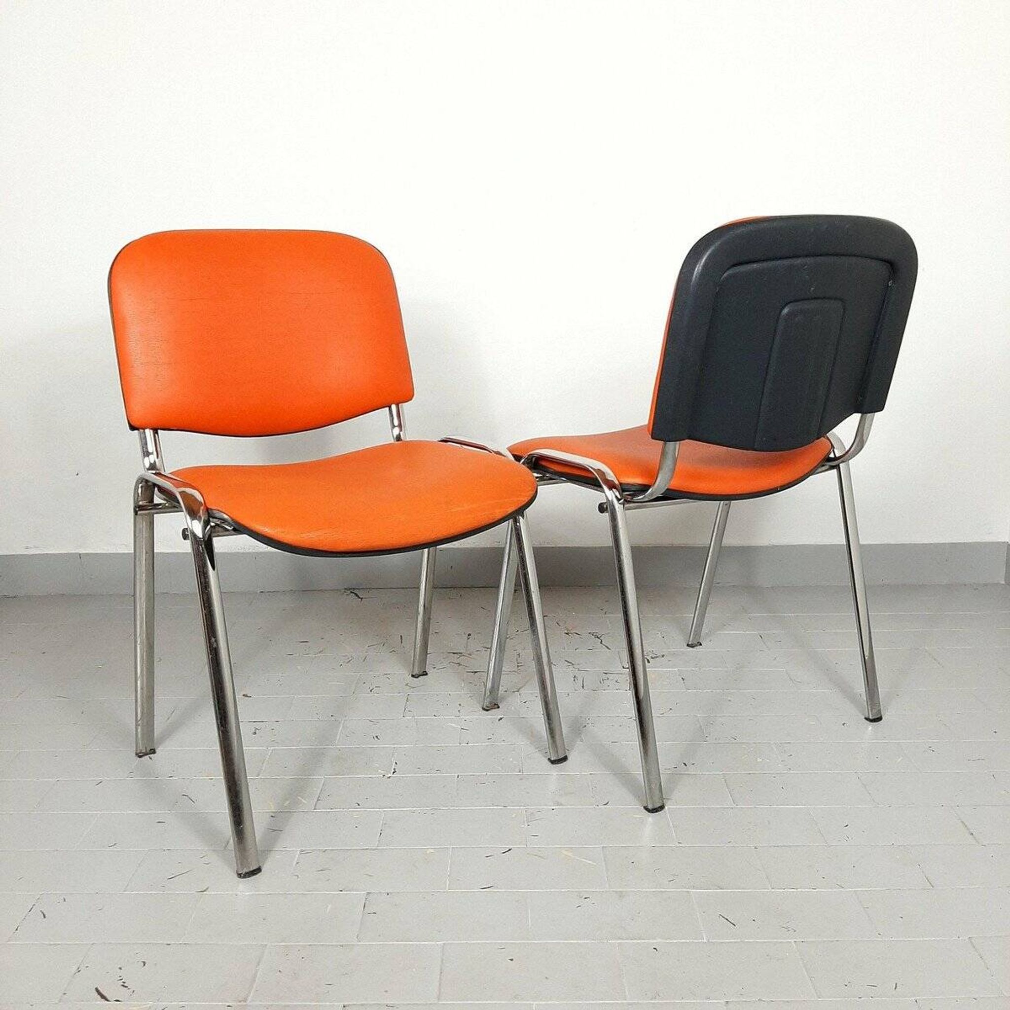 Chaises de bureau orange, années 1980