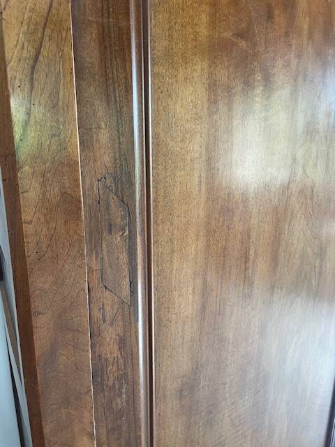 Dismantlable solid wood wardrobe