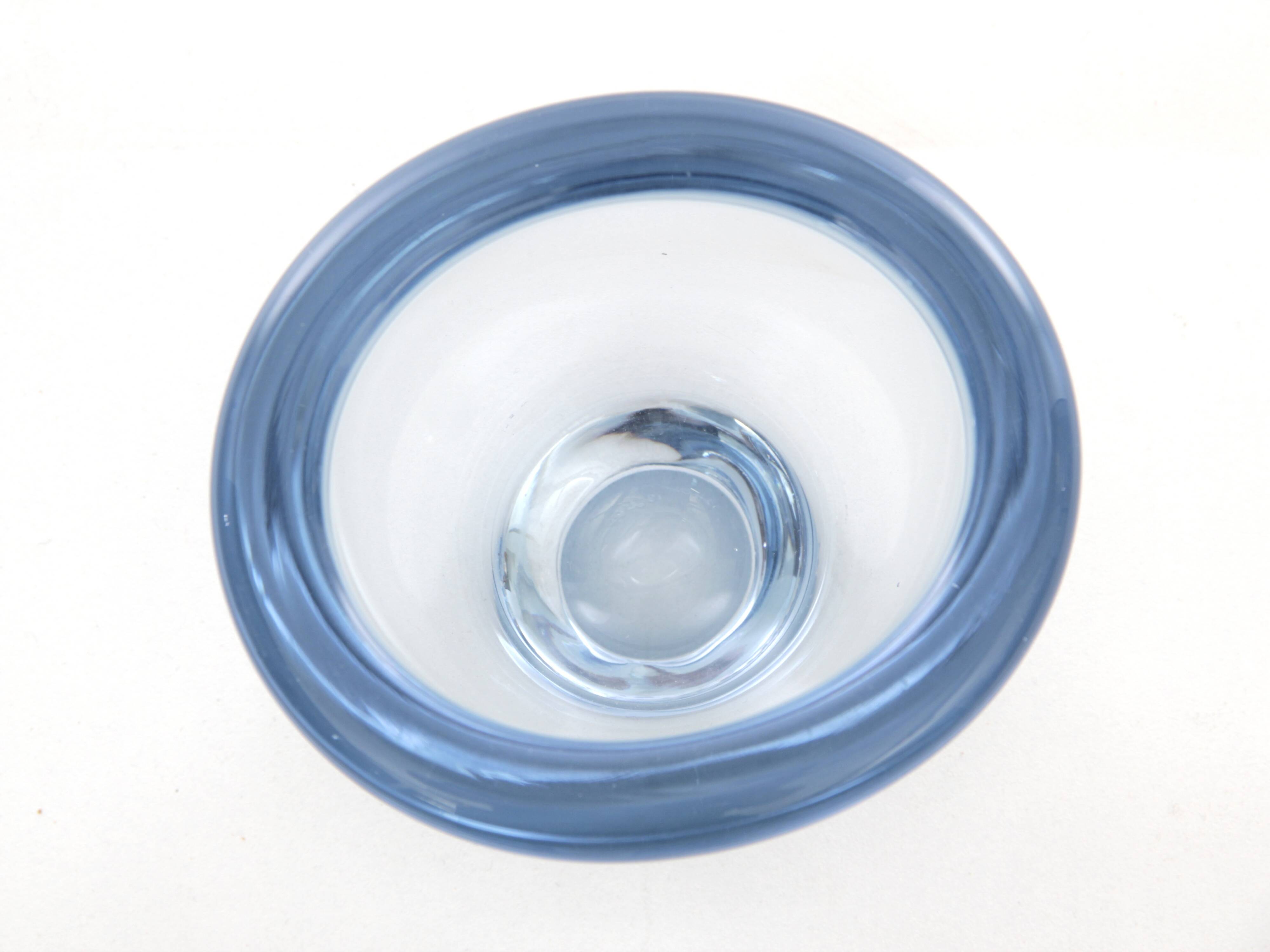 Small blown glass vase by Per Lütken