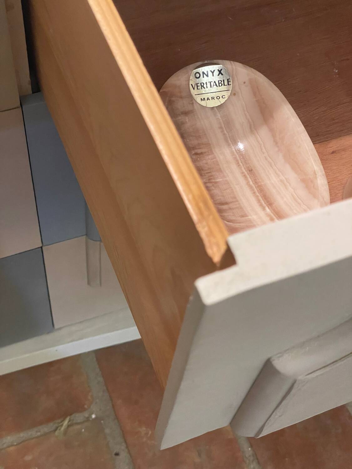 "Triple Dresser" Mid-Century – Temple's Fine Furniture – Can