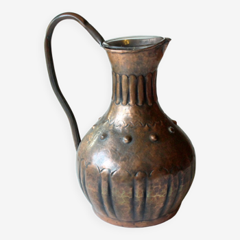 Vase en cuivre