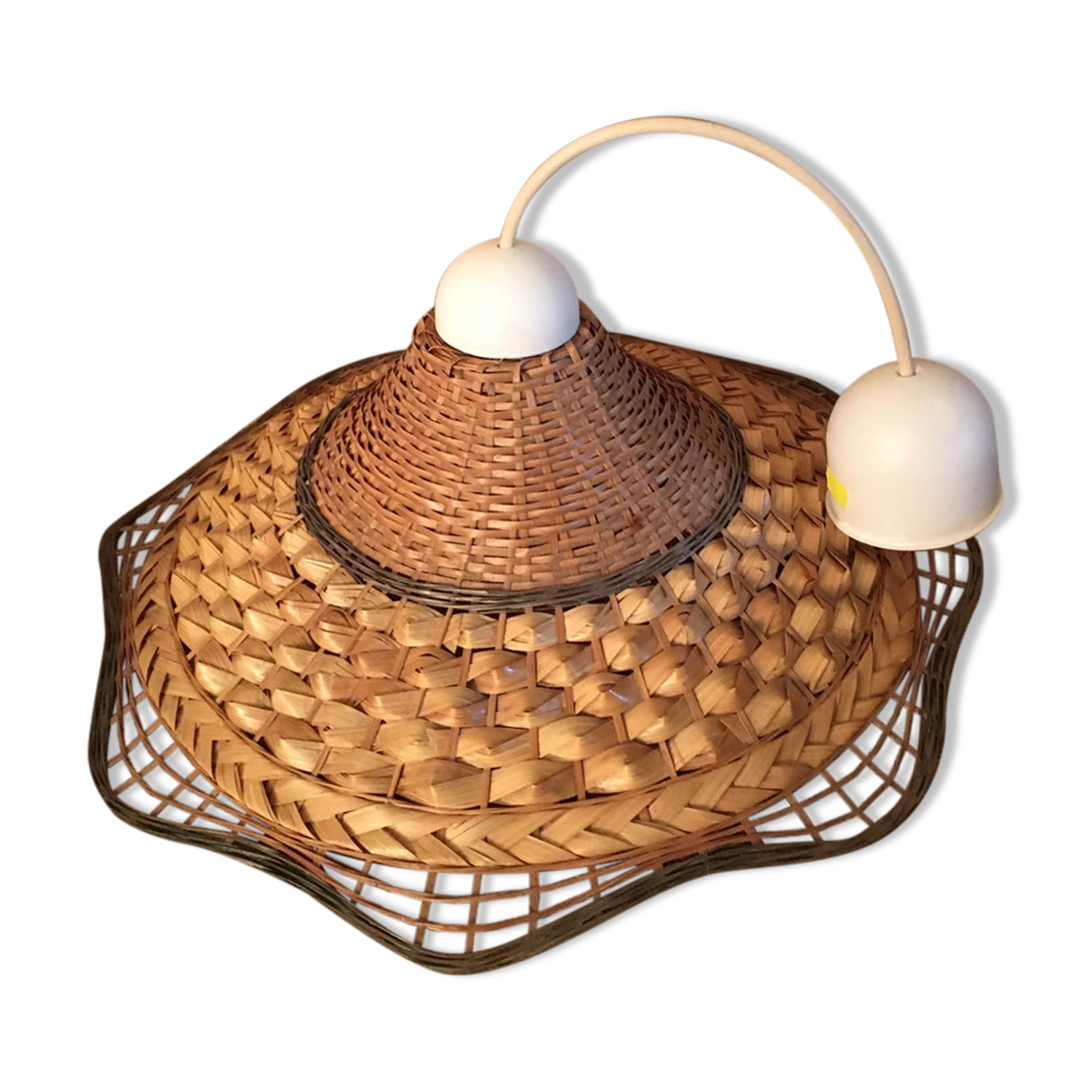 Suspension in rattan and braided wicker