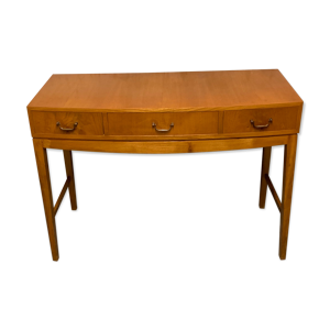 Console du milieu du