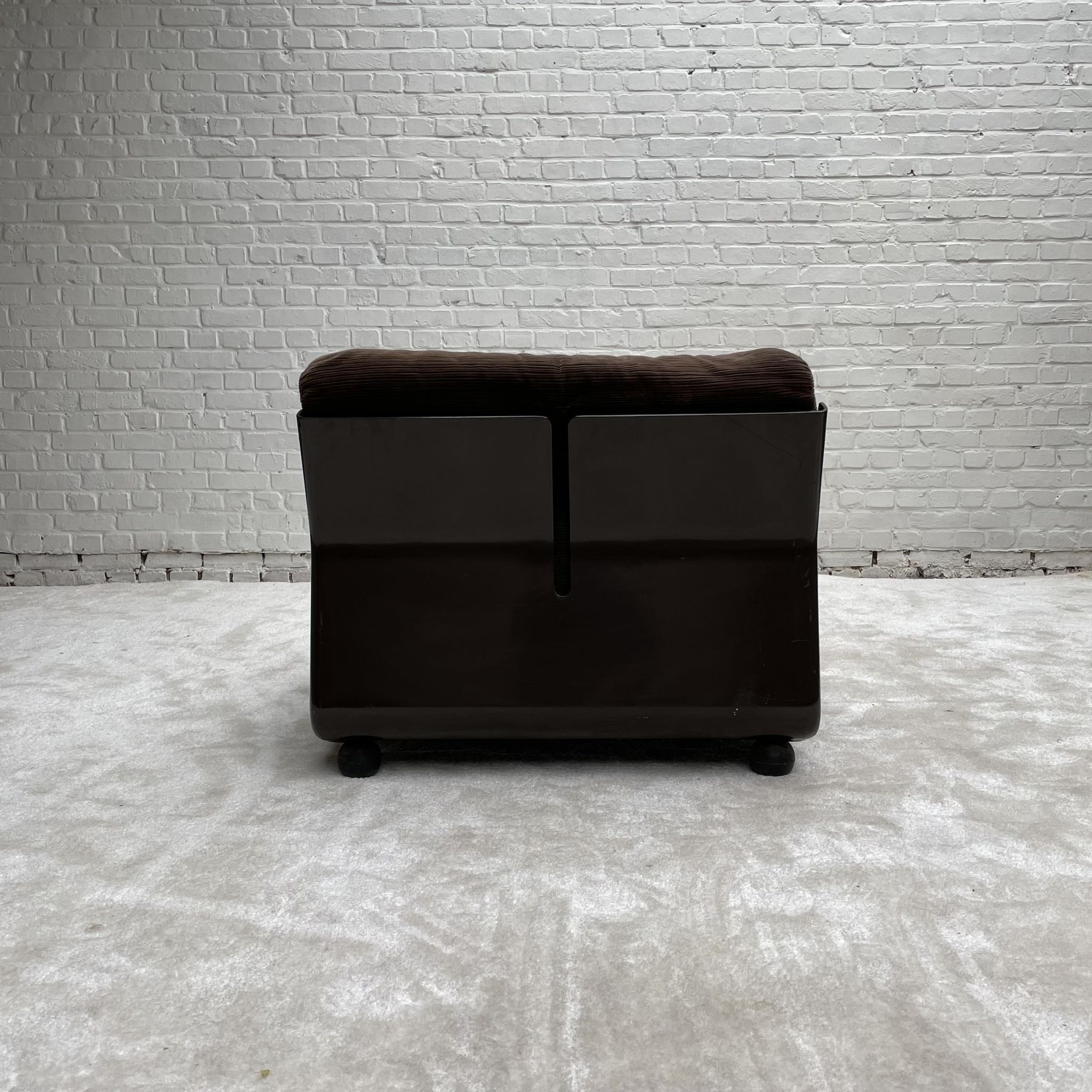 3 amantas in brown corduroy by Mario Belinni for B&B Italia
