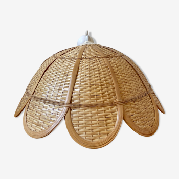 Vintage rattan flower suspension