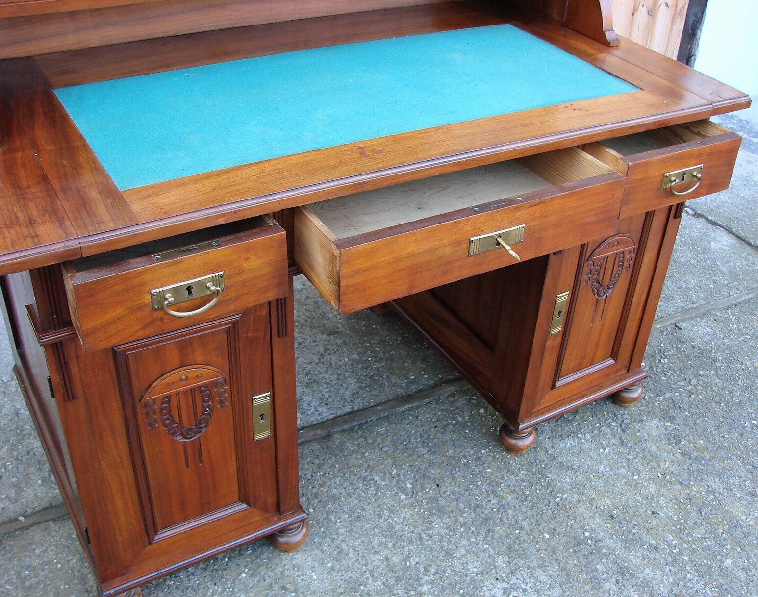 Desk with extension, 1900