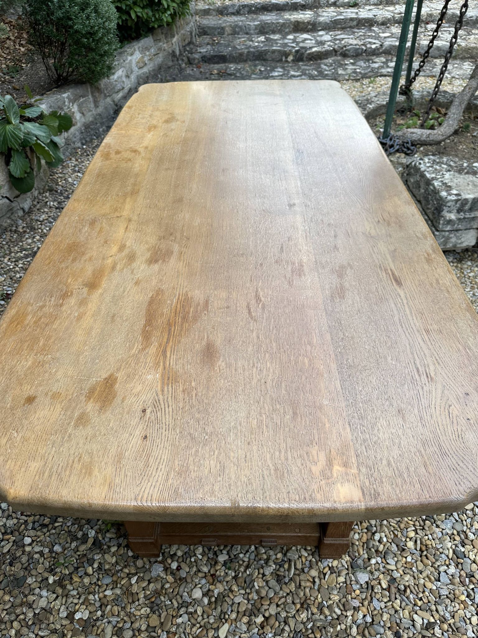 Table à manger en chêne massif du début du 19e siècle