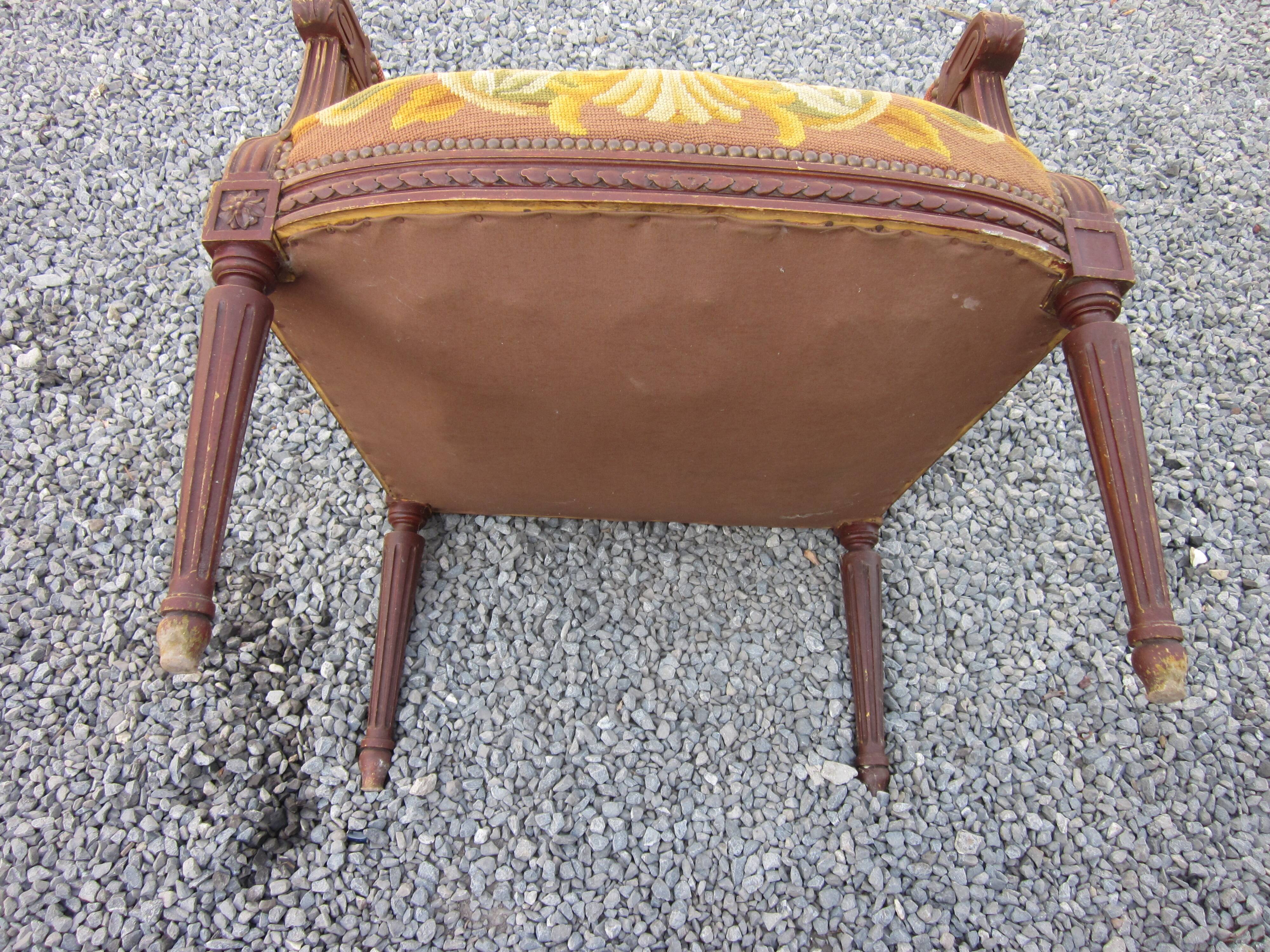 Style chair the raven and the fox