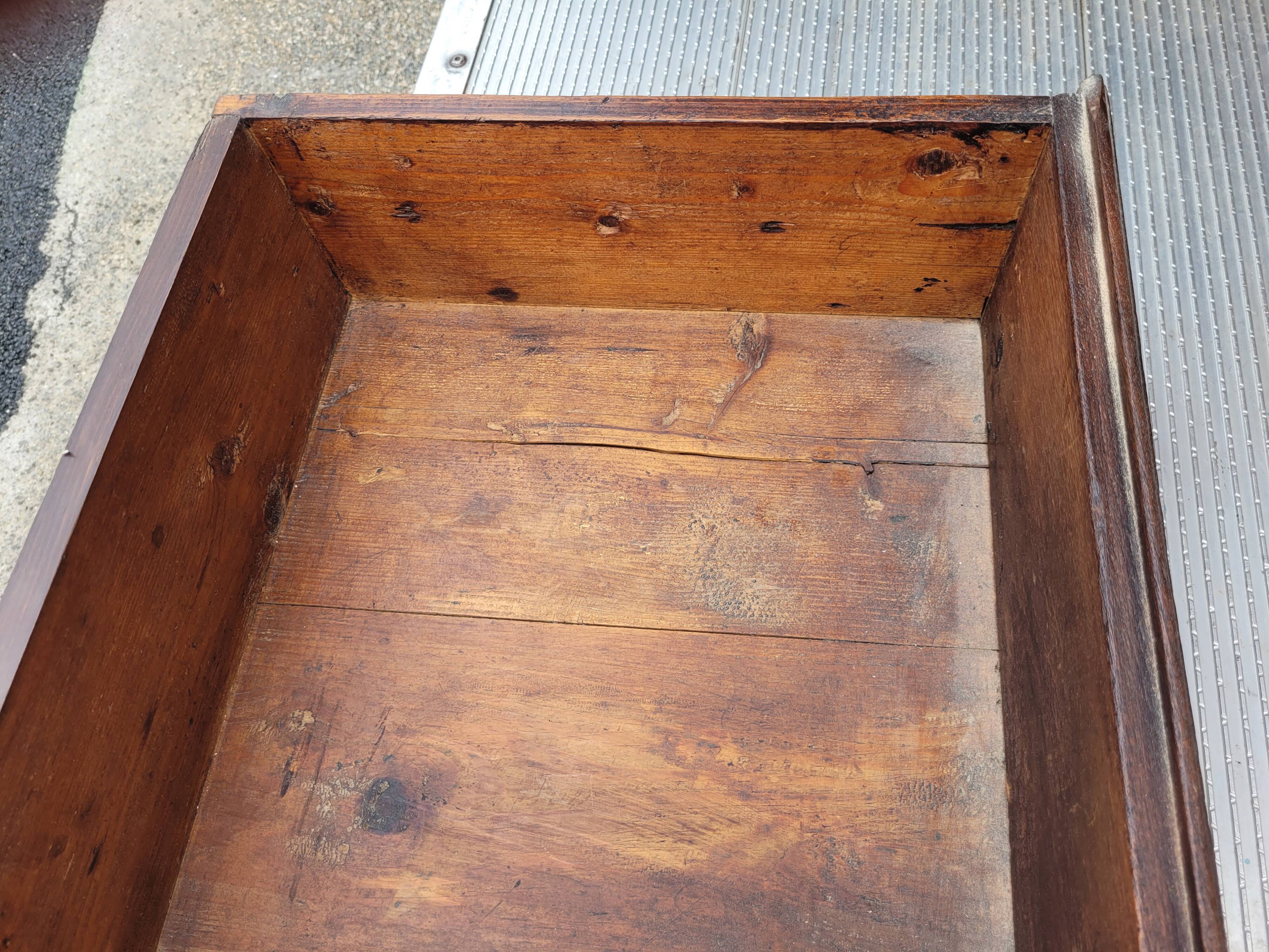 Commode pantalonnière noyer