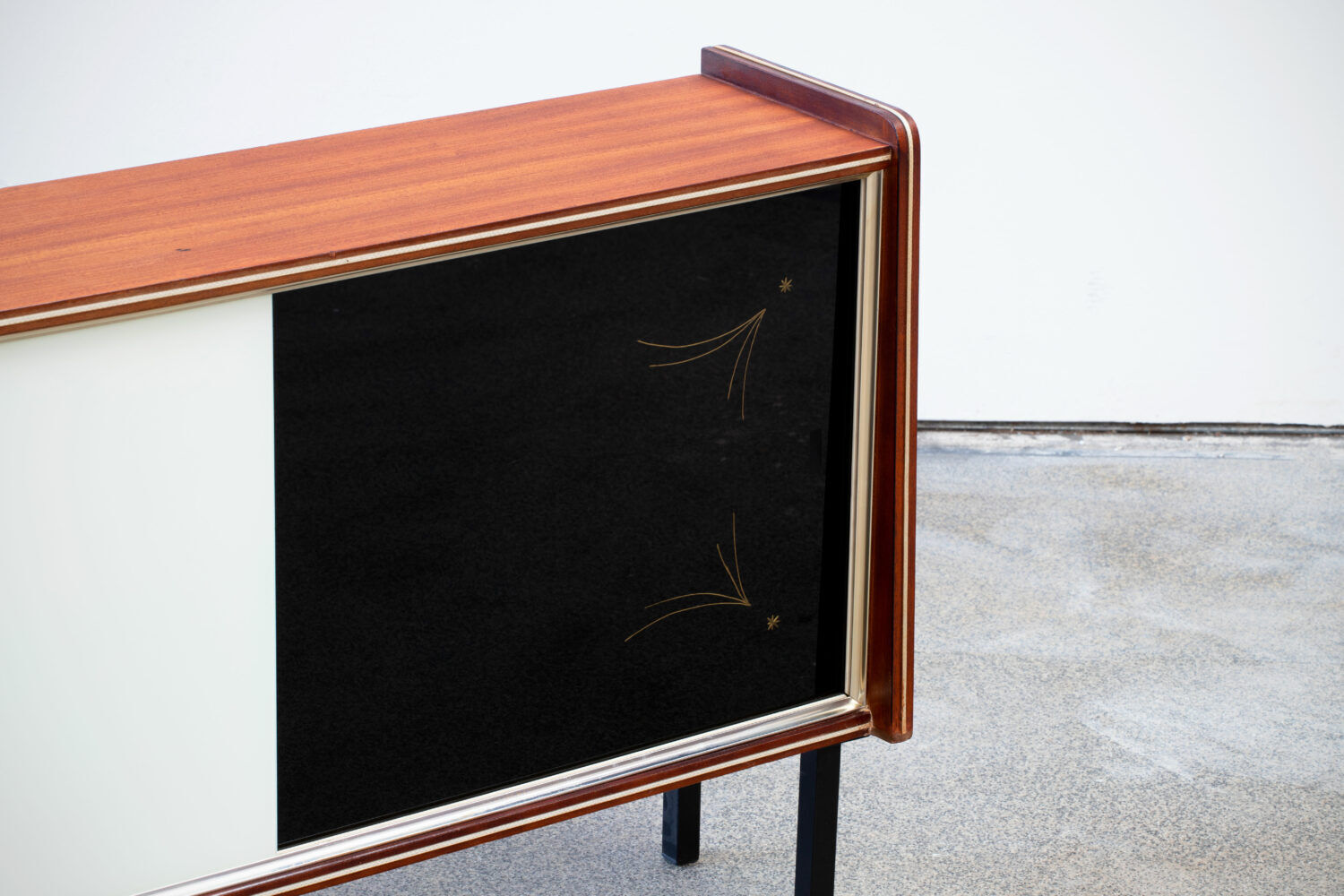 Vintage Scandinavian enfilade 1960