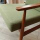 Fauteuil vintage bouclè vert sauvage conclu par H.Lis