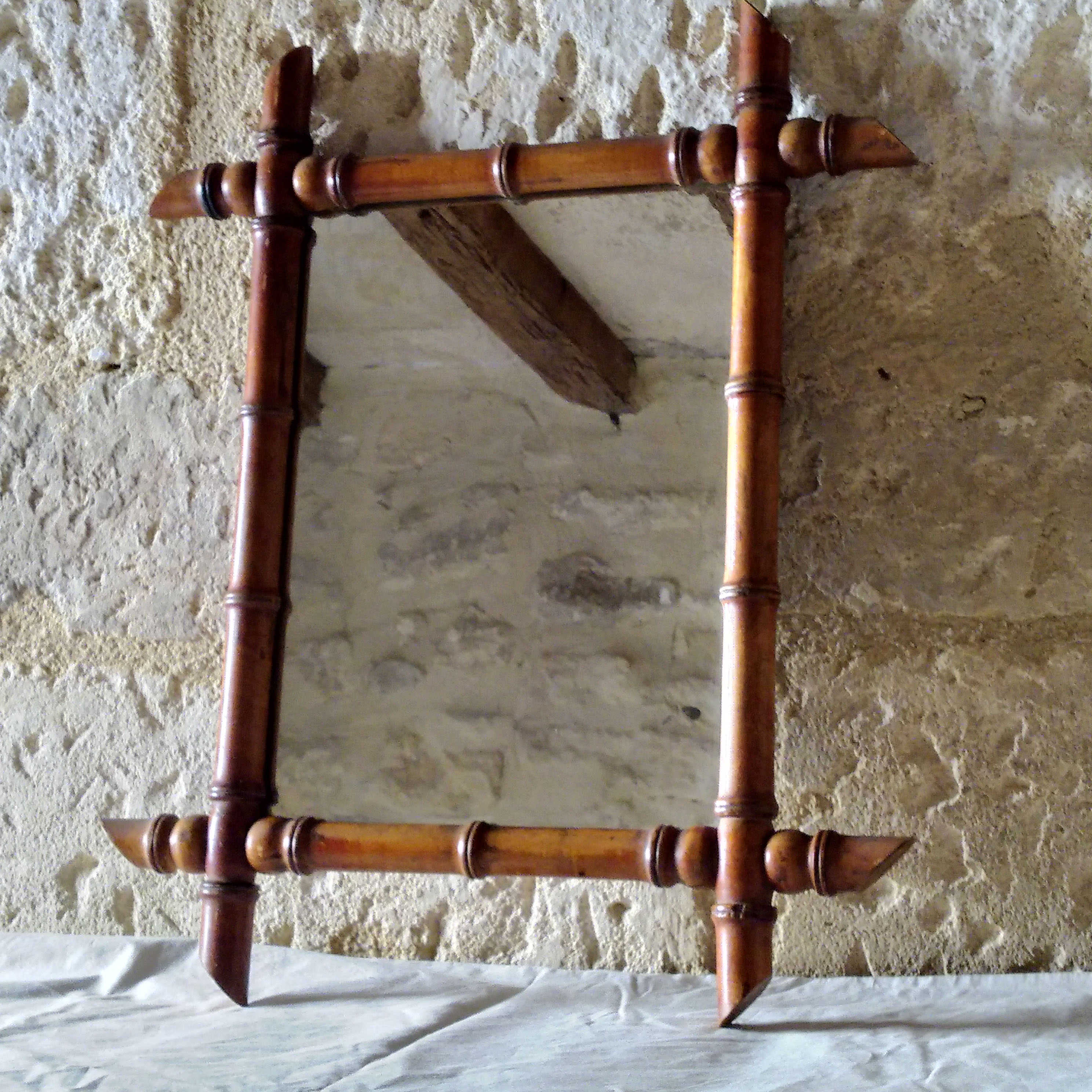 Bamboo mirror 45x53cm