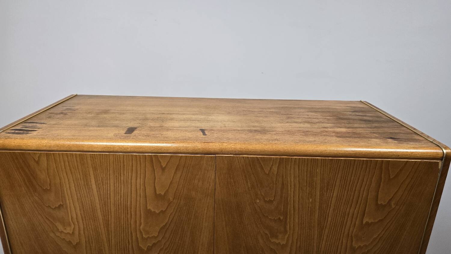 Wardrobe by B.Landsman