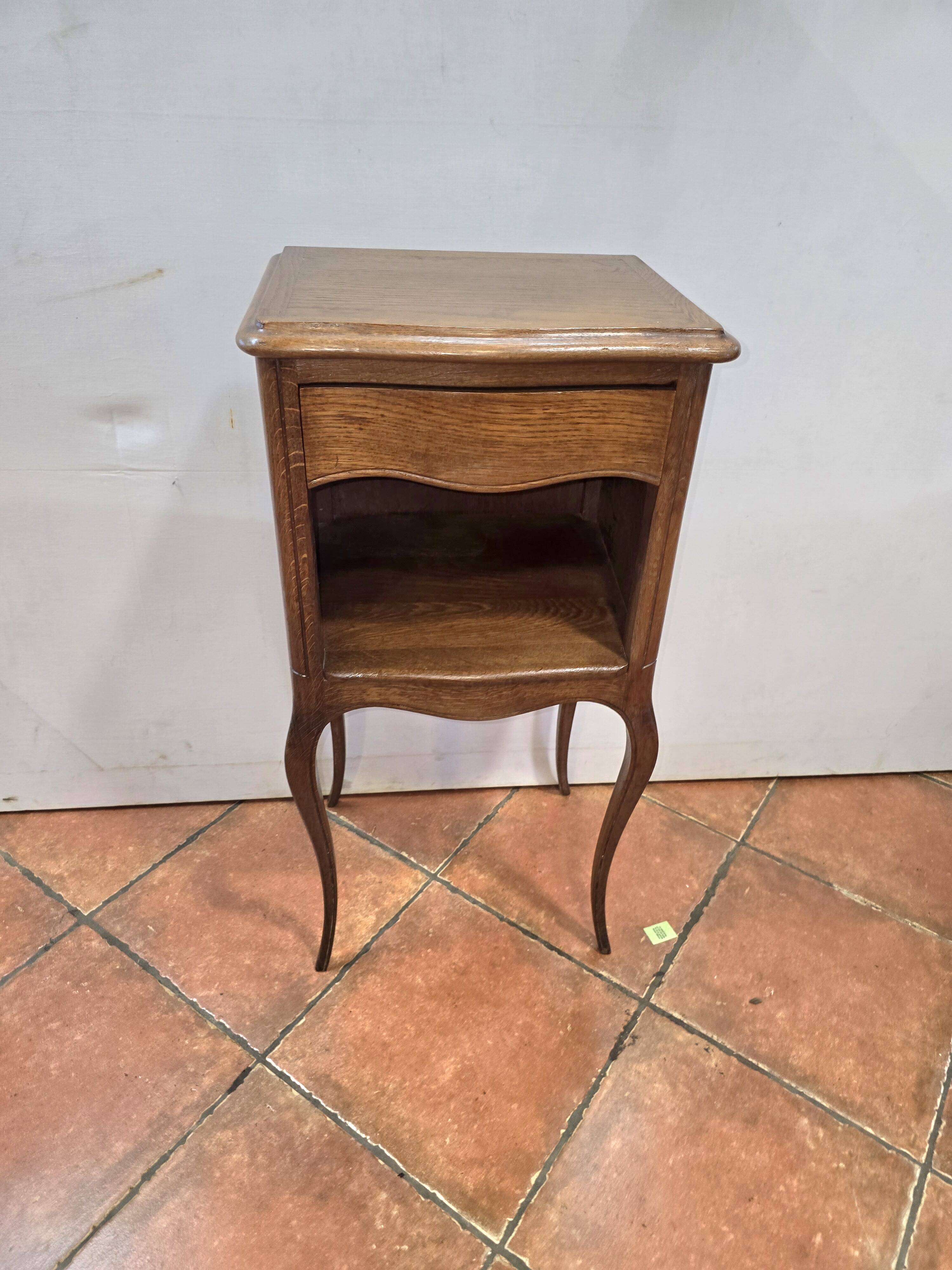 Louis XV style oak bedside table with 1 drawer