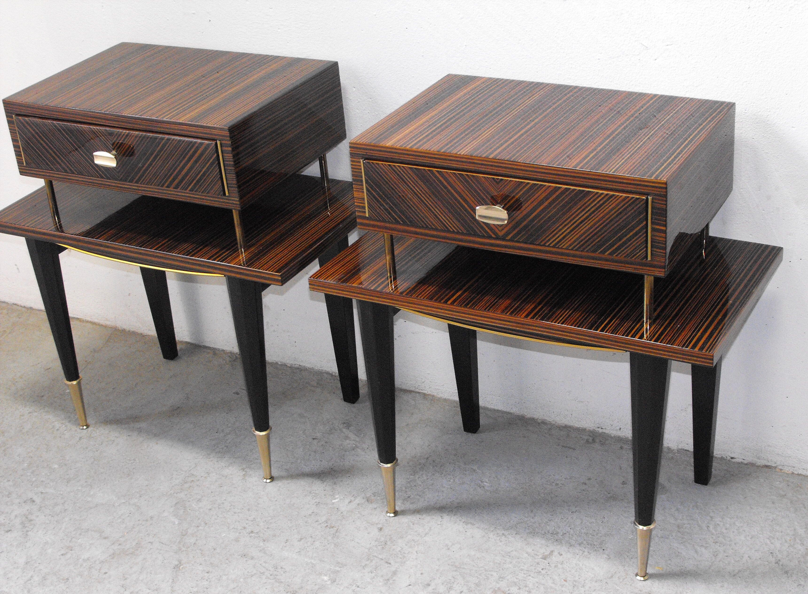 Paire de table de chevet années 50