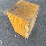 Pair of wooden end tables / stools