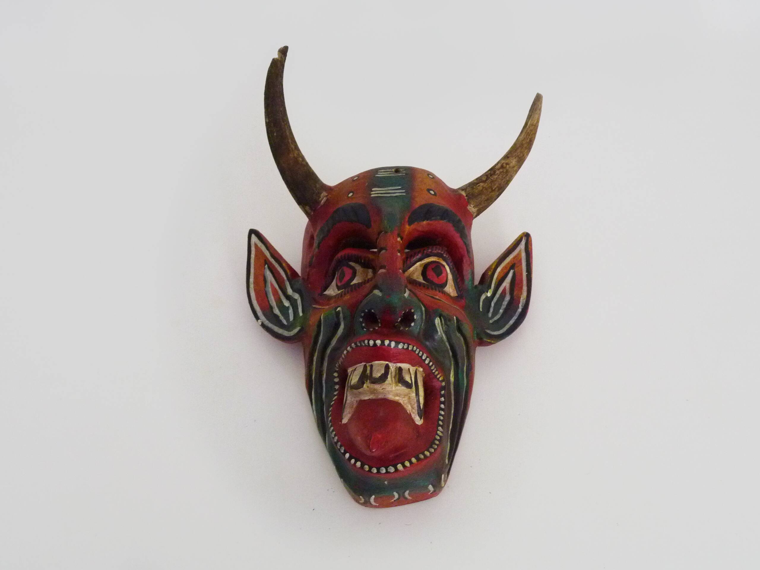 Art populaire mexicain masque diable en bois sculpté avec corne