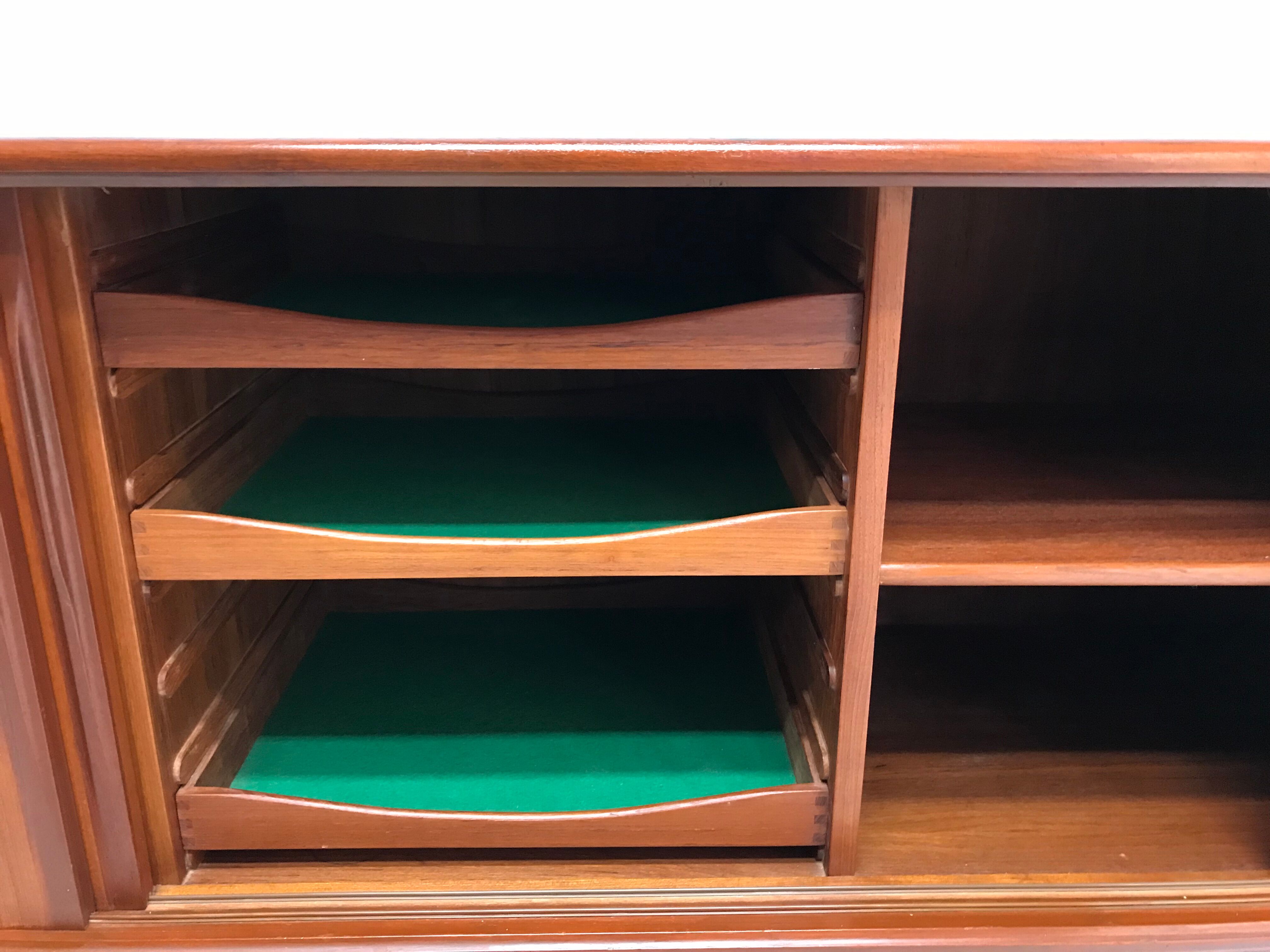 Teak sideboard Gunni Omann