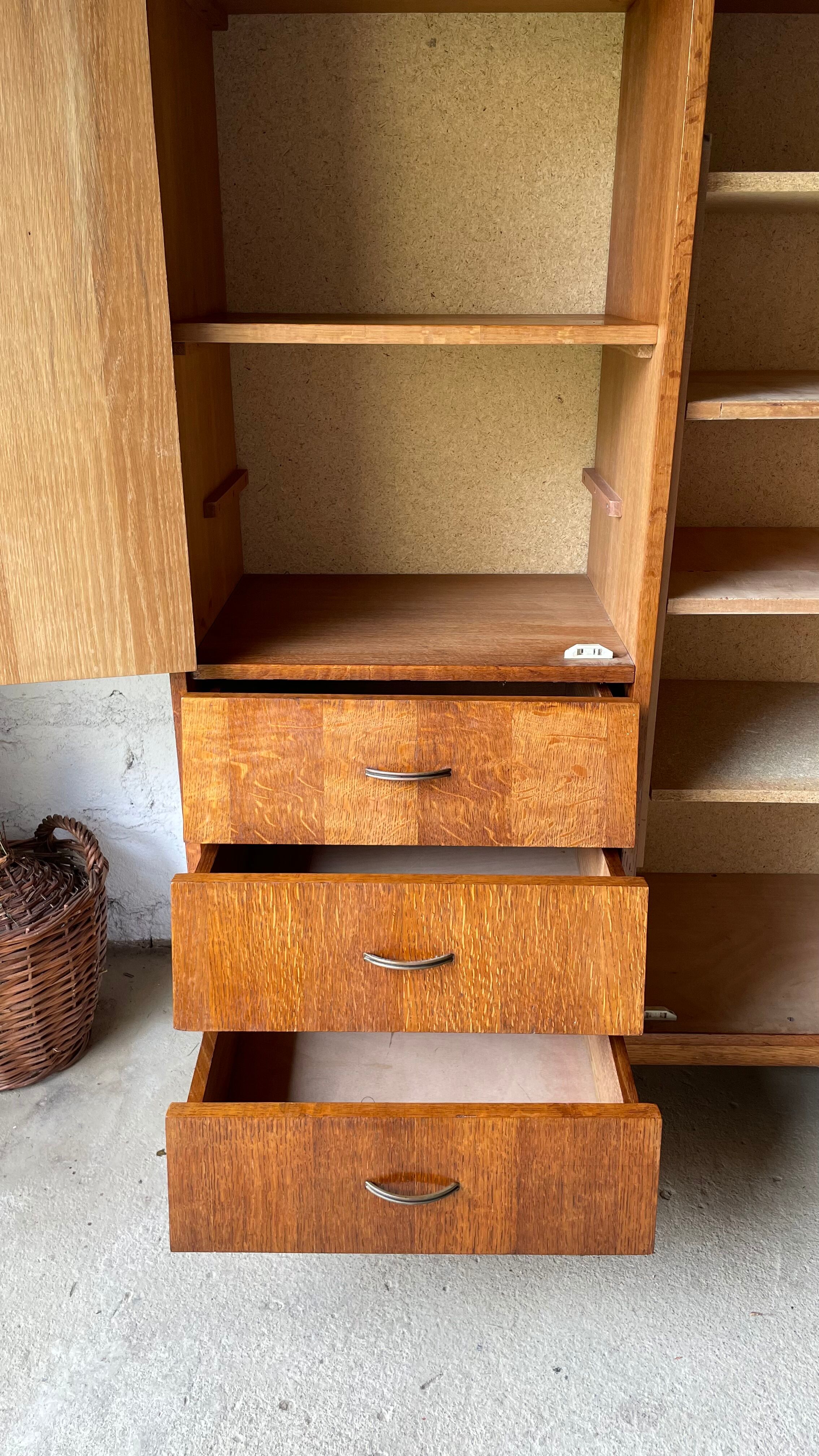 Vintage wardrobe 60 feet compass