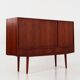 Buffet haut en teck, design danois, années 1960, designer : EW Bach