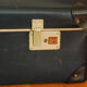 Valise en carton