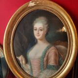 Portrait au pastel français de la fin du XIXe siècle d'une jeune fille dans un cadre ovale doré