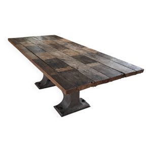 Grande table de métier - fonte