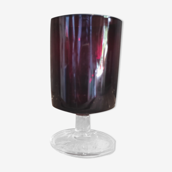 Vintage french water glass from Luminarc in ruby red
