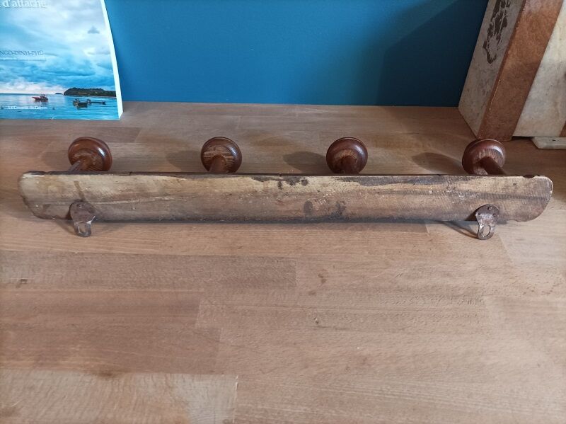 Porte manteaux bois 4 patères patiné déco