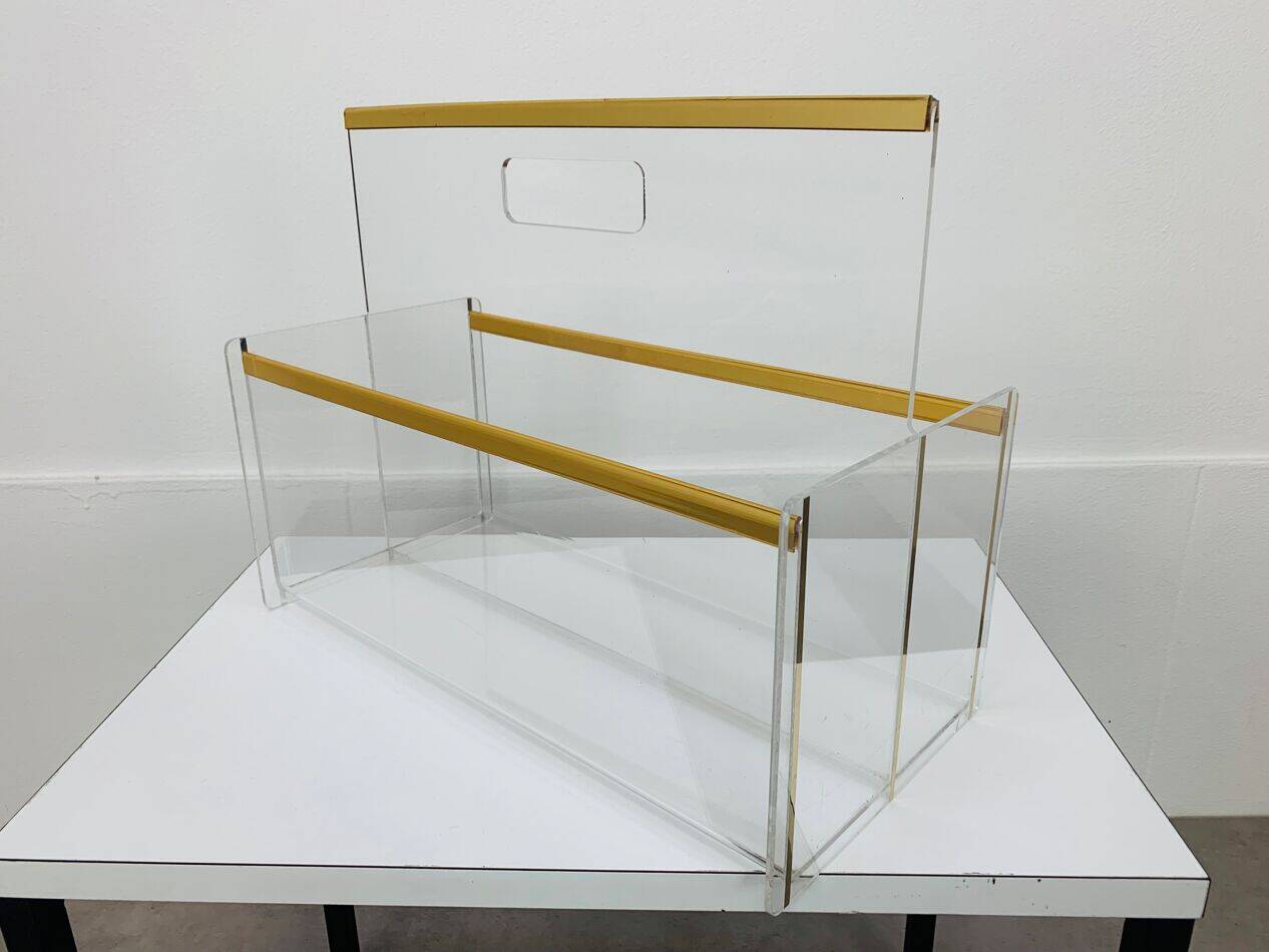 Plexiglass and brass magazine rack from the 70s in Hollywood Regency style.