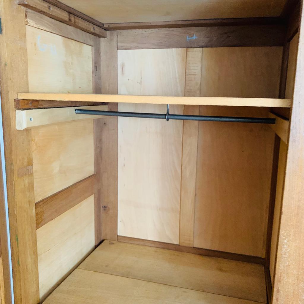 Cabinet of disaster victim René Gabriel