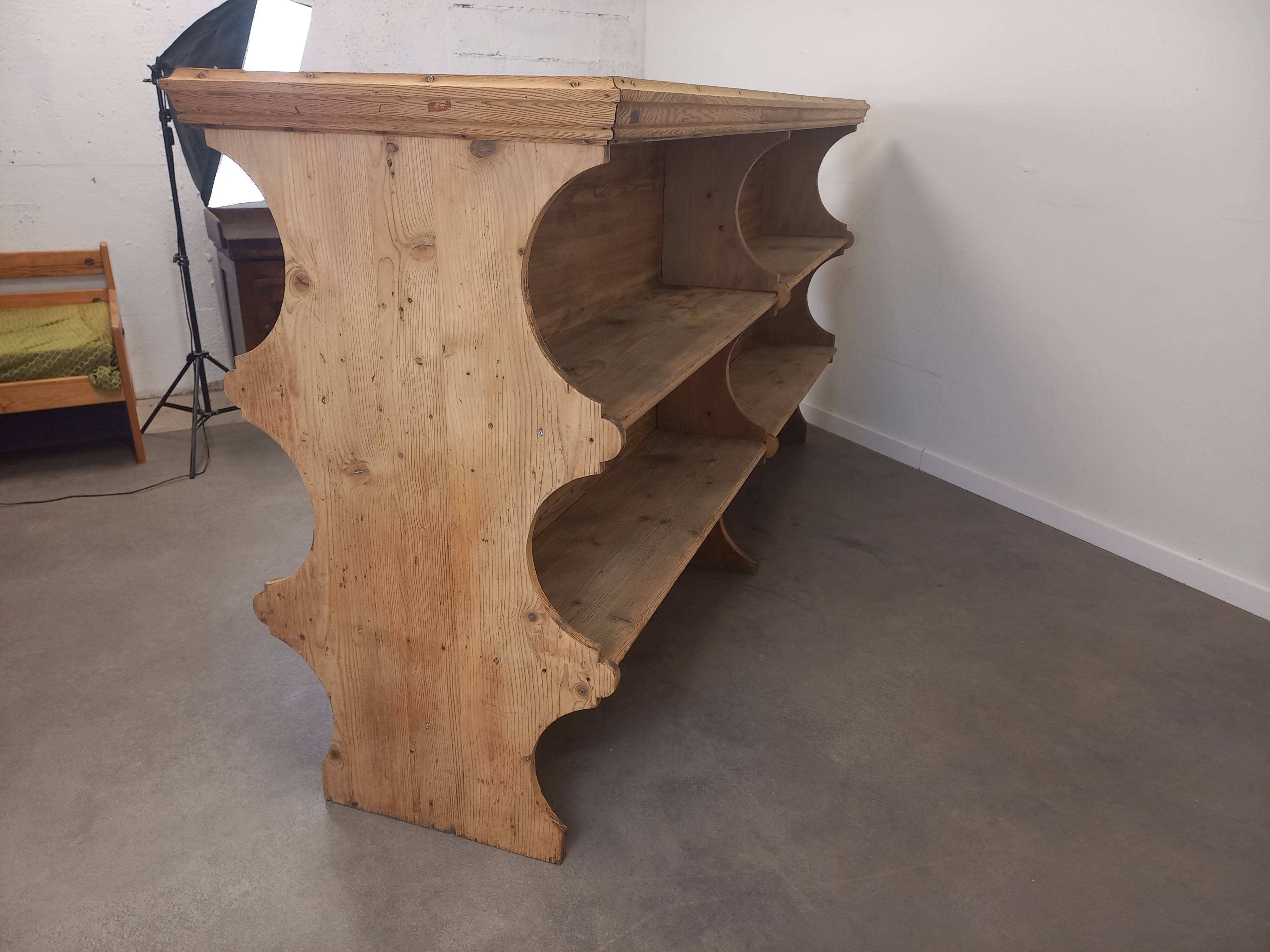 Large commercial shelf