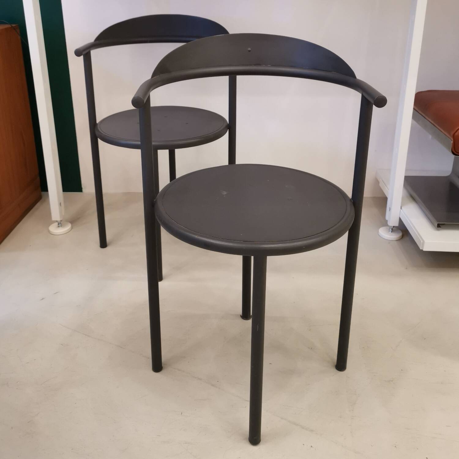 Paire de chaises Starck, modèle Hashwood, édition 3 Suisses, 1987