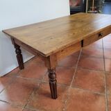 Table basse ancienne avec 1 tiroir