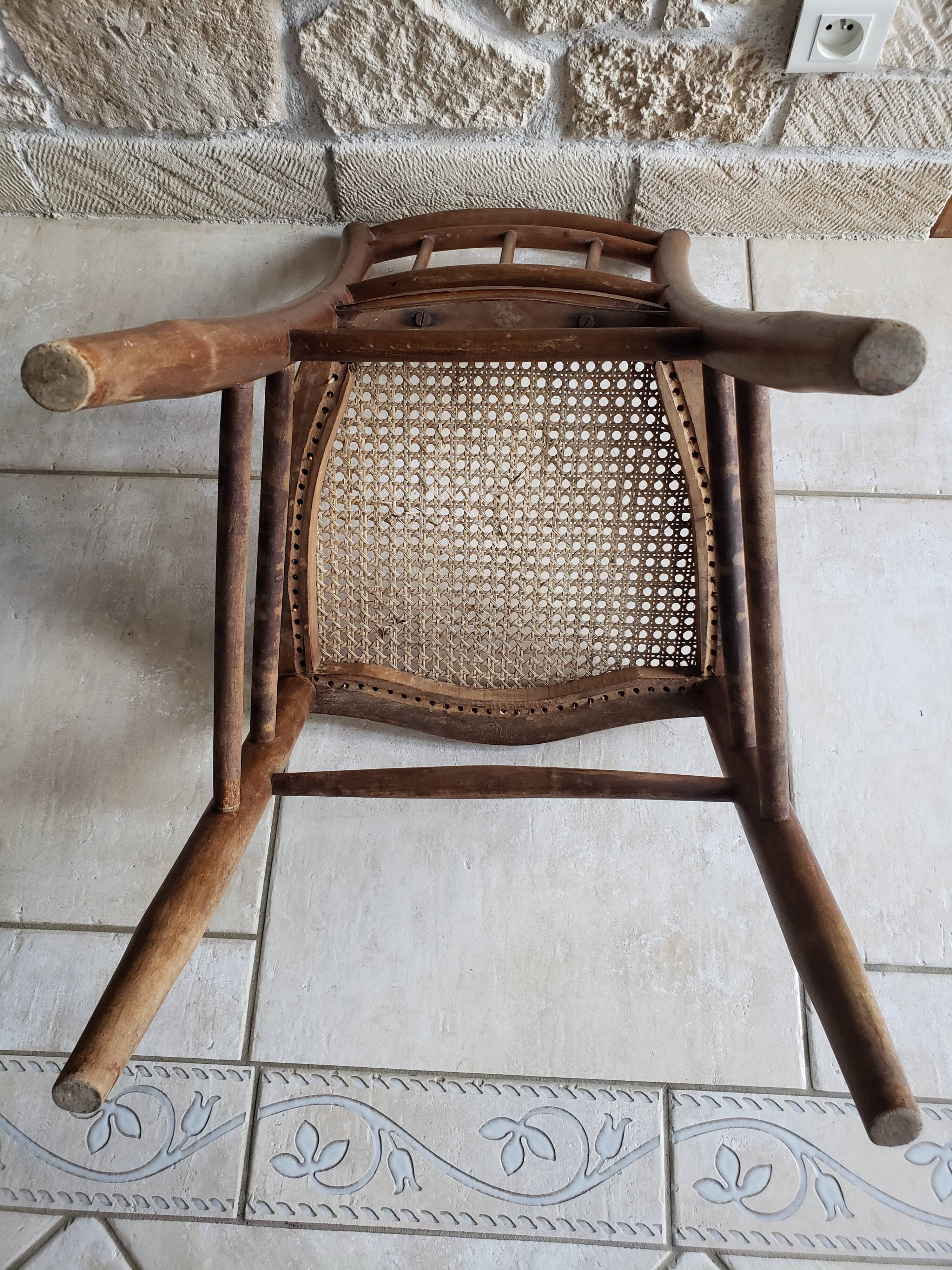 Chaise bistrot cannée 1900
