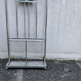 Cloakroom coat rack