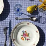 Lot d’assiettes anciennes motif fleurs