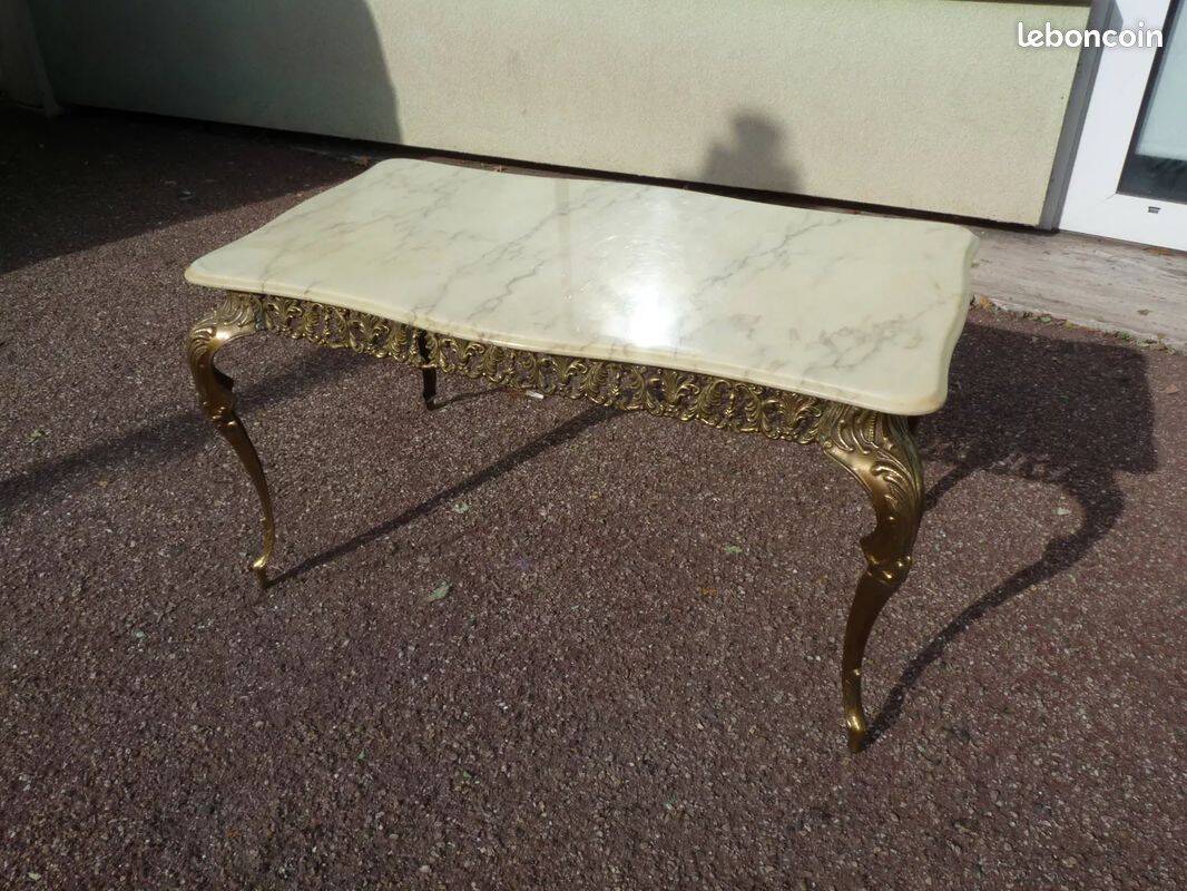 Petite Table basse Marbre et laiton