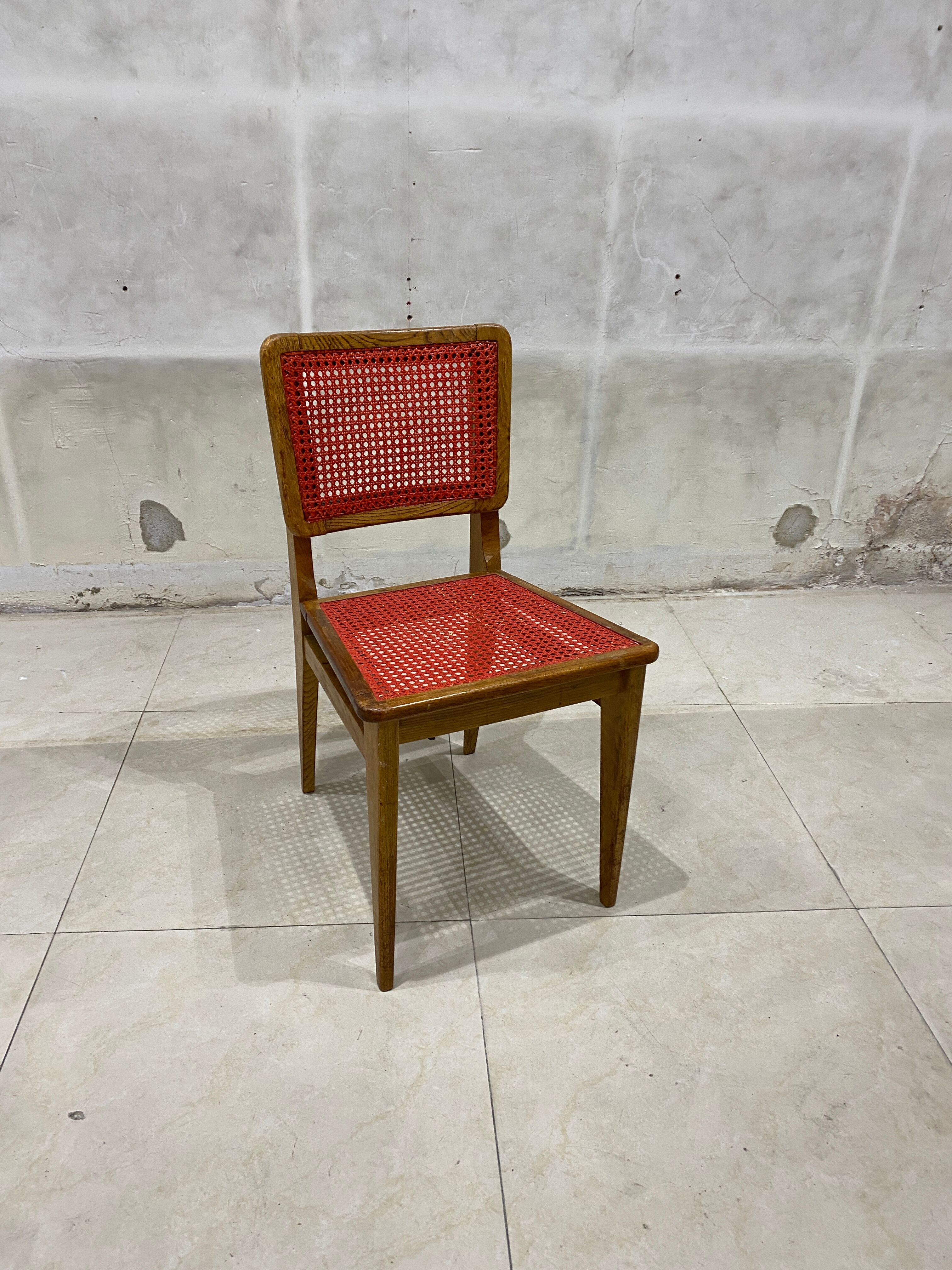 Série de six chaises cannées
