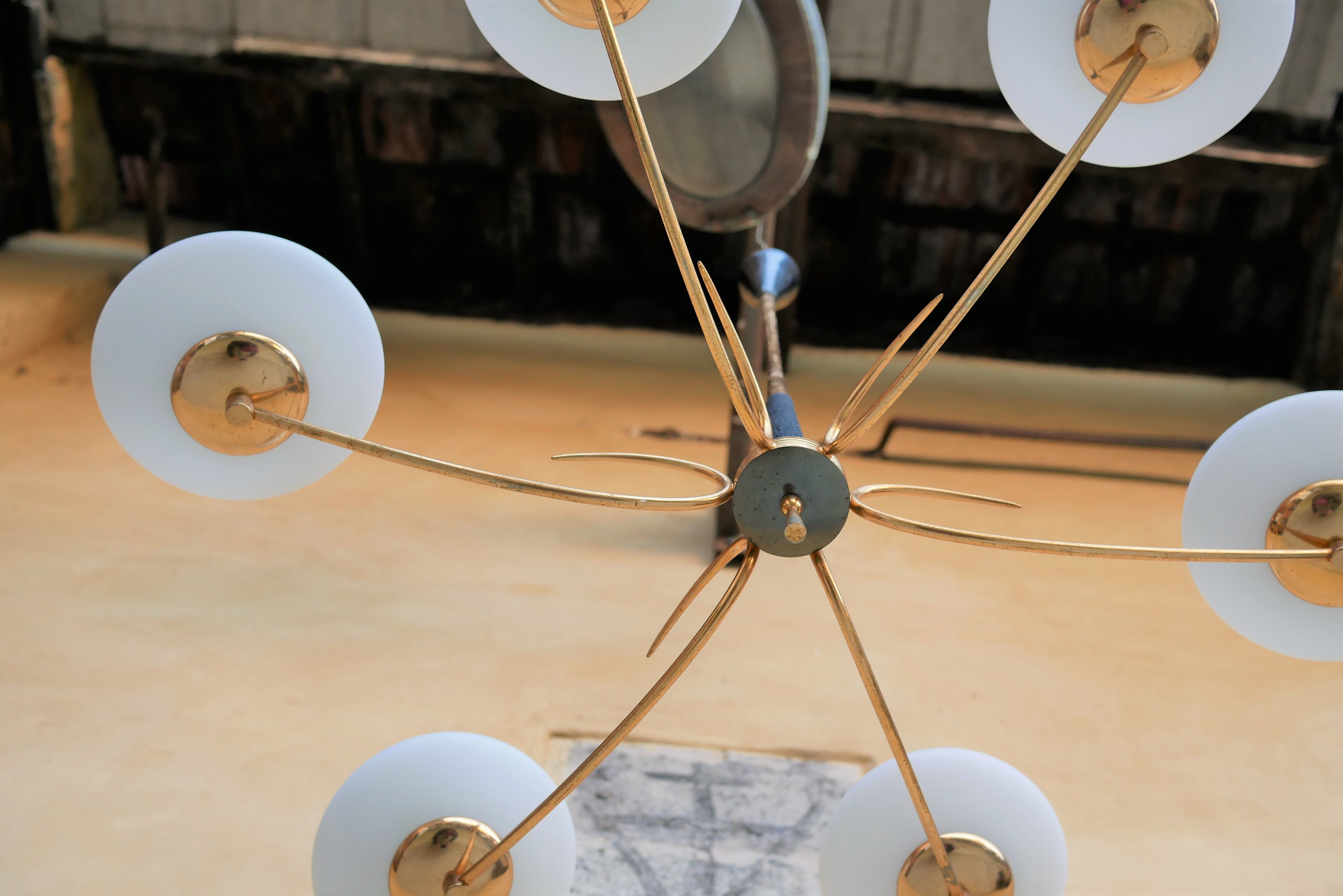 Lustre vintage 6 feux opaline et laiton doré