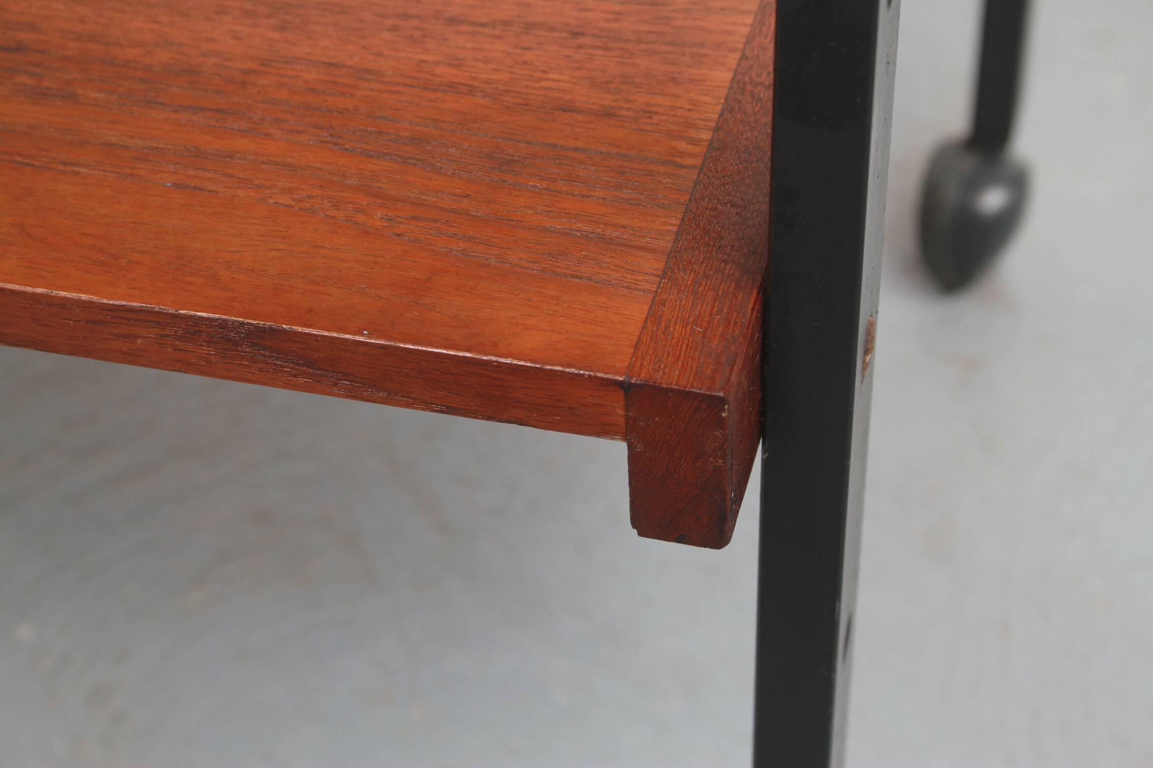 1960s trolley in teak and metal