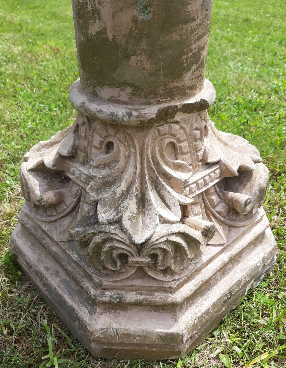 Holy water font on stone column (17th century)