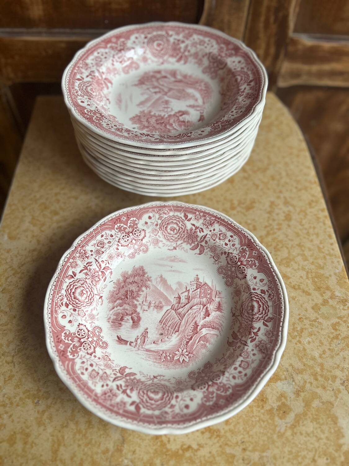 Série de 12 assiettes creuses Burgerland Villeroybet Boch