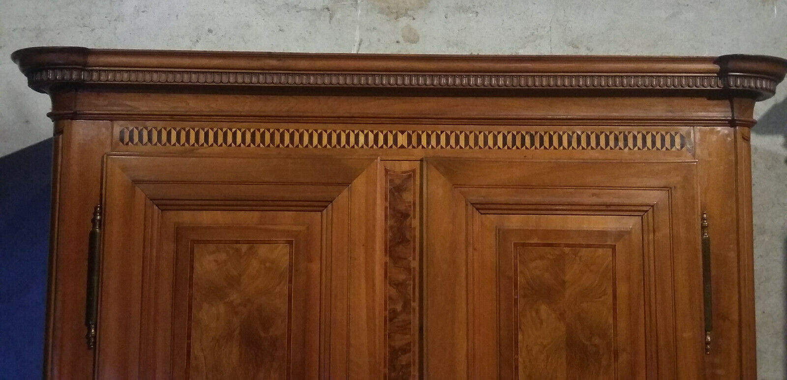 Louis XVI walnut cabinet i