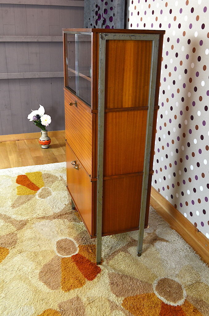 Top design vintage 1950 mahogany secretary