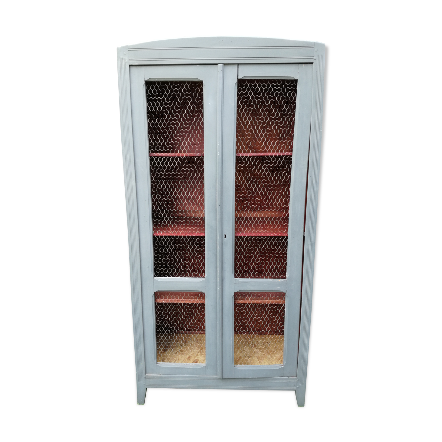 Small Parisian wardrobe screened